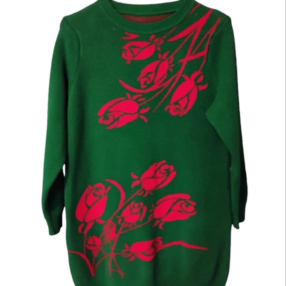 Green and red large sweater